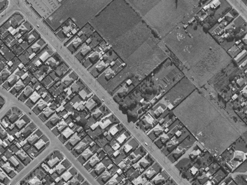 51 Amyes Road from the air, 1970-1974