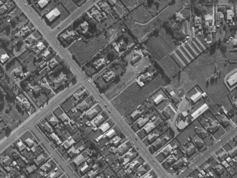 58 Jerrold Street South from the air, 1970-1974