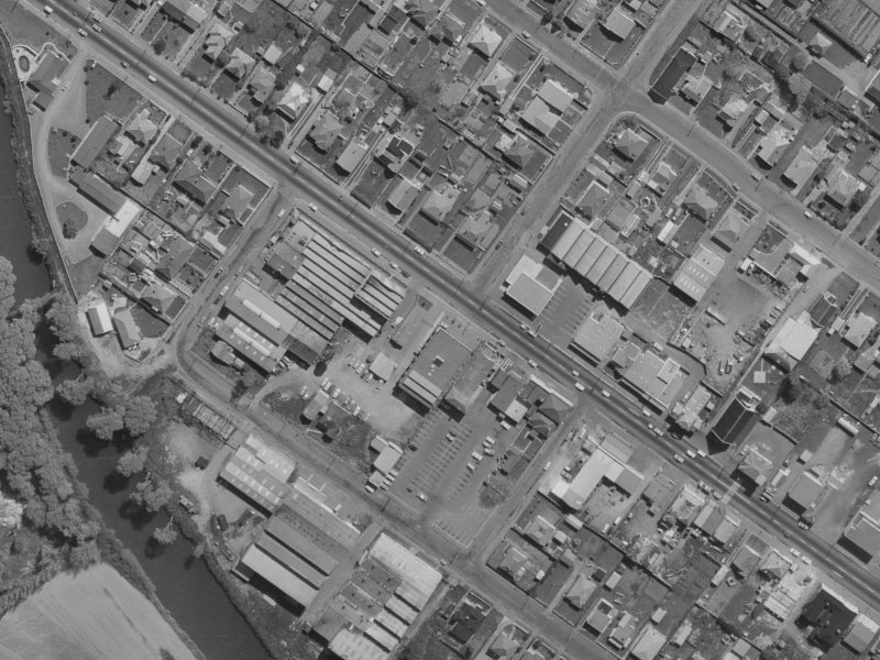 2/596 Ferry Road from the air, 1970-1974