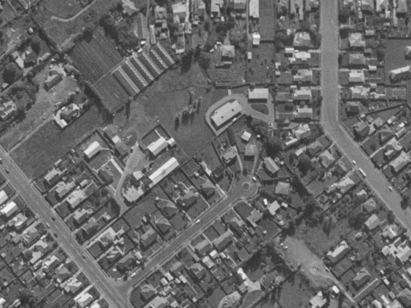4 Swynford Lane from the air, 1970-1974