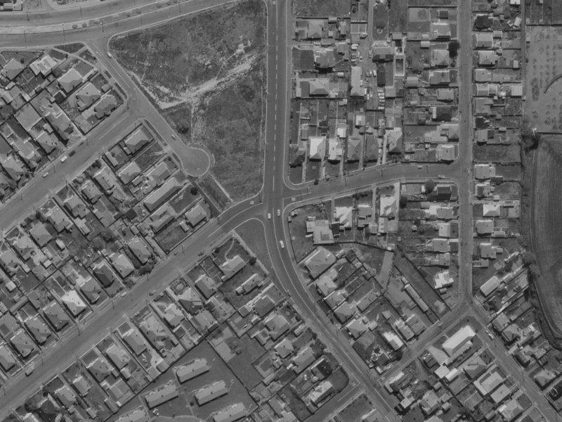 8 Deyell Crescent from the air, 1970-1974