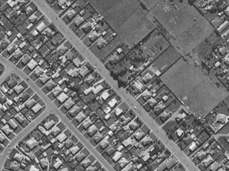 66 Amyes Road from the air, 1970-1974