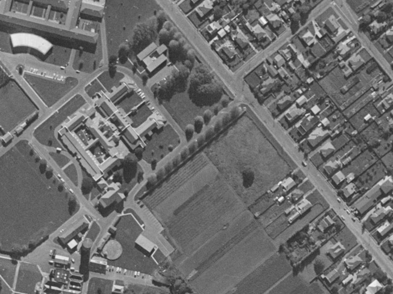 4 Linden Grove Avenue from the air, 1970-1974