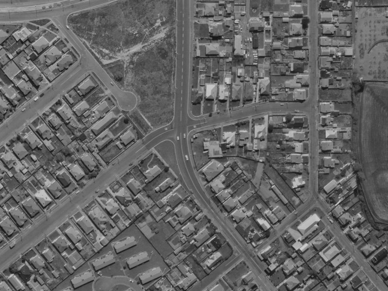 8 Deyell Crescent from the air, 1970-1974