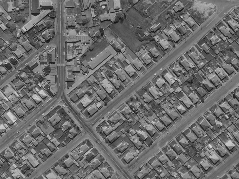 13 Bolton Avenue from the air, 1970-1974