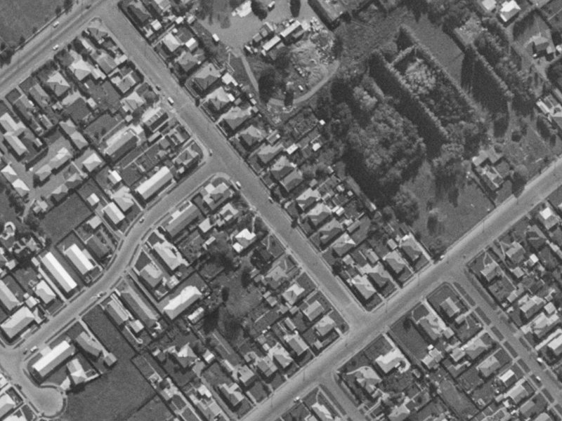 16 Nairn Street from the air, 1970-1974