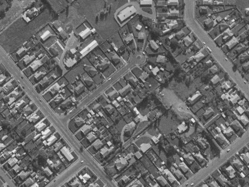 14 Hammond Place from the air, 1970-1974