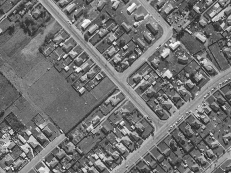 98A Brynley Street from the air, 1970-1974