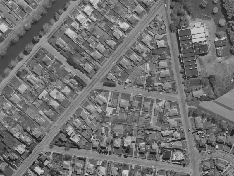 11 Tavender Street from the air, 1970-1974