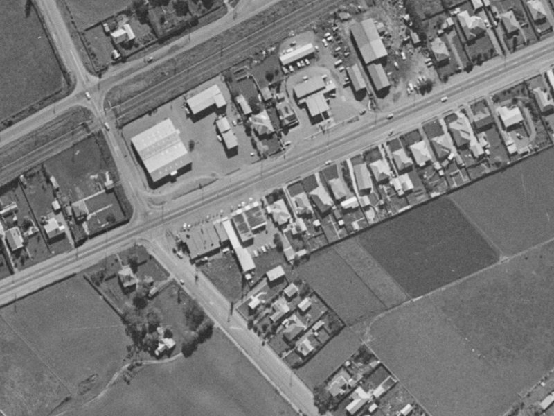 727 Main South Road from the air, 1970-1974