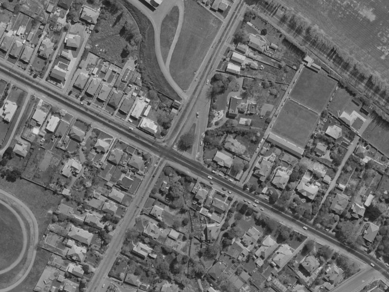 32 Ensors Road from the air, 1970-1974