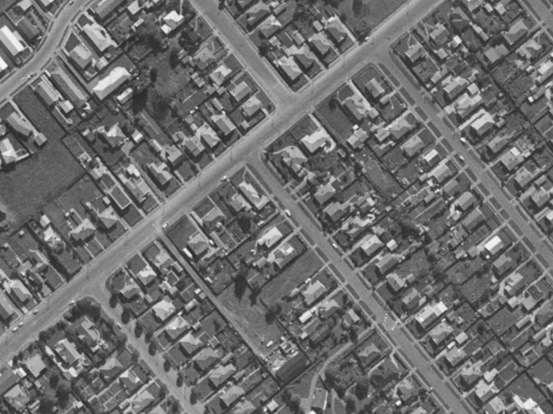 48 Plunket Street from the air, 1970-1974