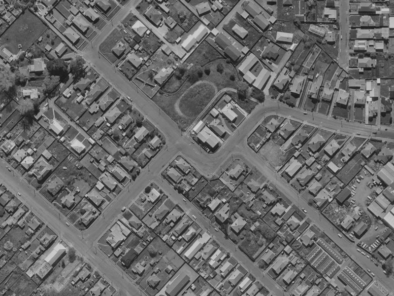32 Cameron Street from the air, 1970-1974