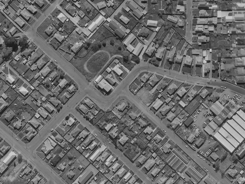 6 Austin Street from the air, 1970-1974