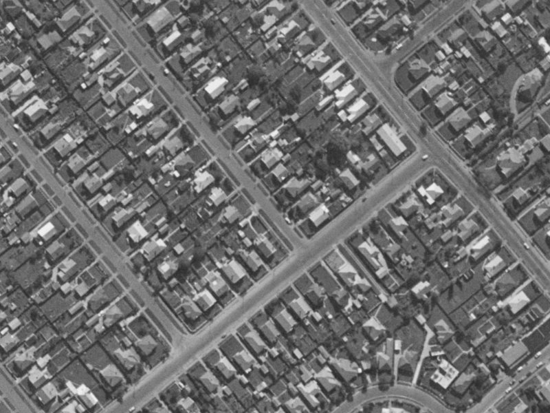 4 Sumner Street from the air, 1970-1974