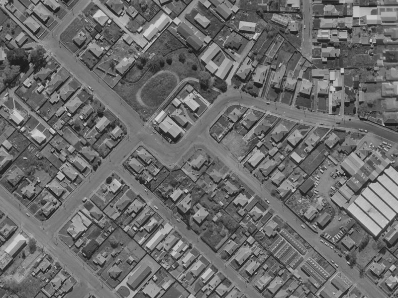 4 Austin Street from the air, 1970-1974