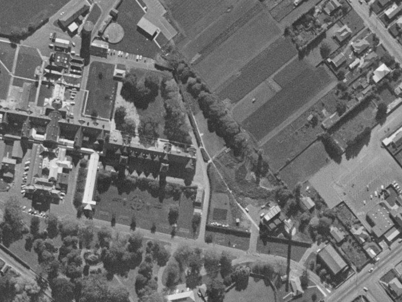 3 Thomas Cane Lane from the air, 1970-1974
