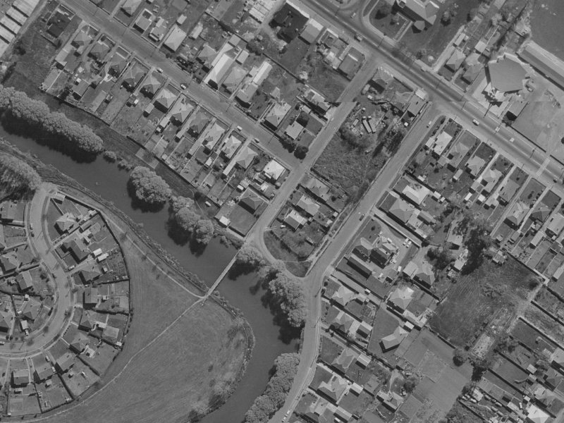 15-19 Catherine Street from the air, 1970-1974