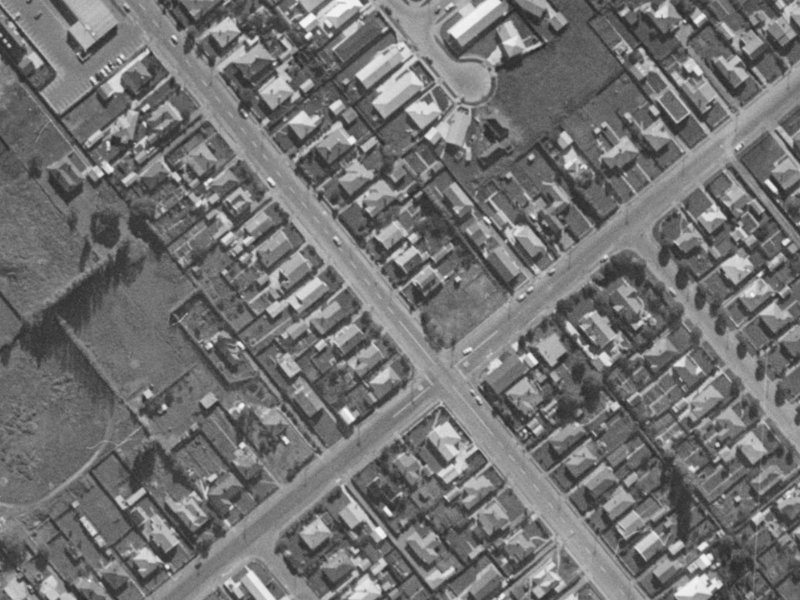 336-330 Lyttelton Street from the air, 1970-1974