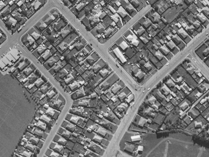 106 Amyes Road from the air, 1970-1974