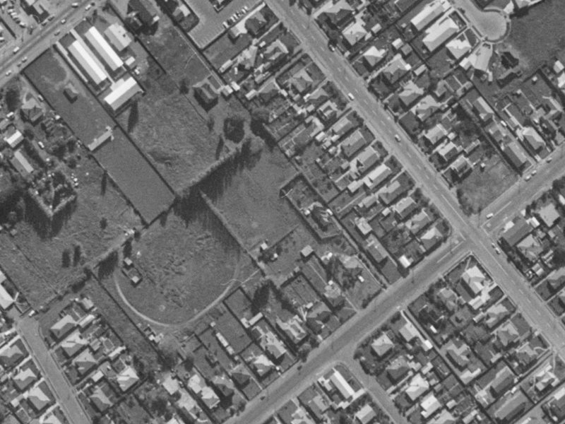 McLeish Lane from the air, 1970-1974