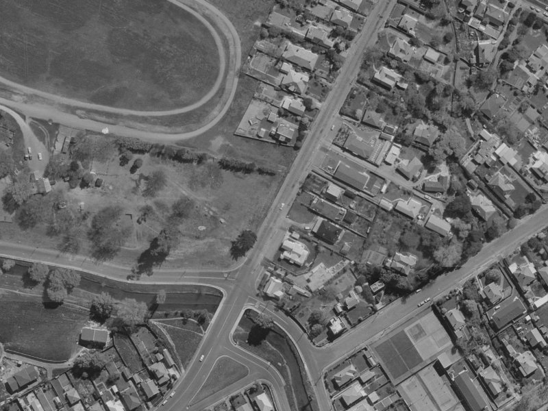 8 Ensors Road from the air, 1970-1974