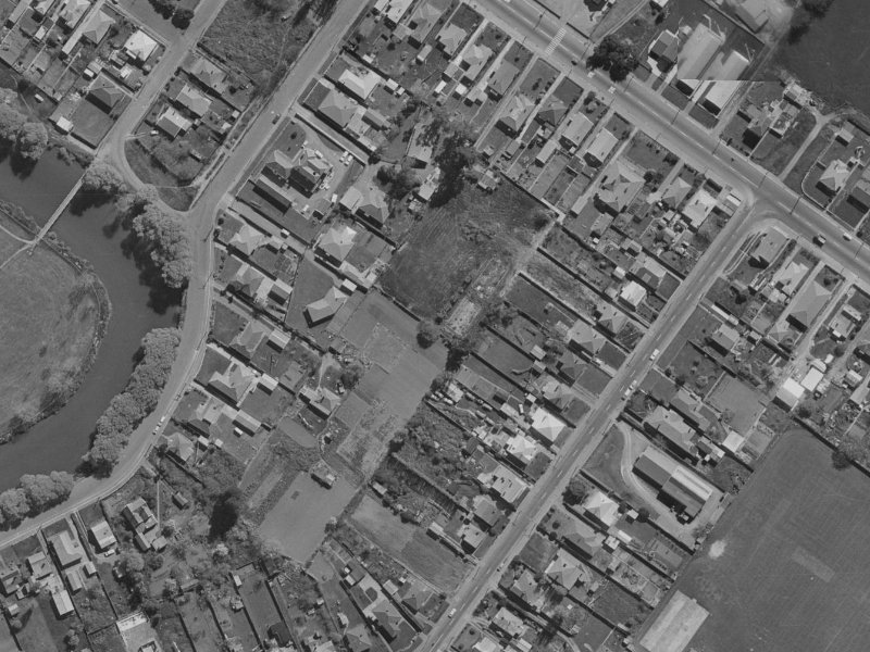 8 Woolston Court from the air, 1970-1974