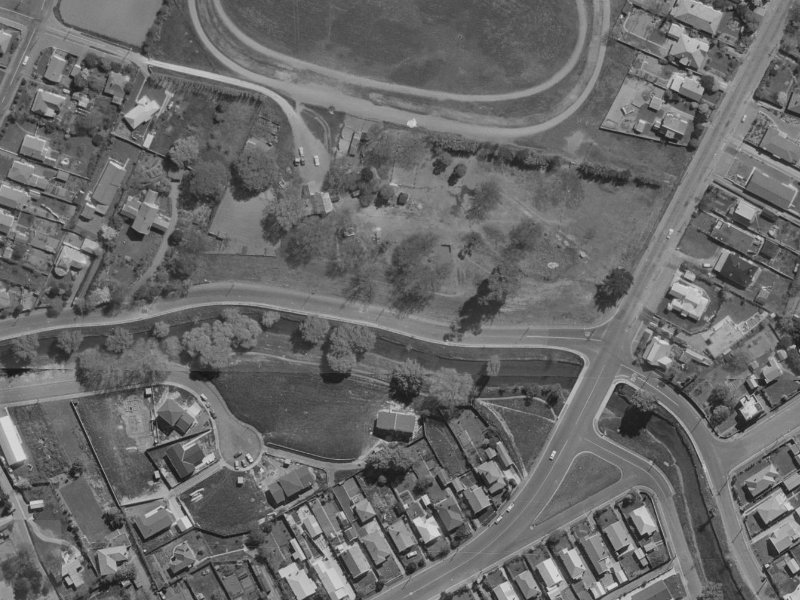 84 Fifield Terrace from the air, 1970-1974