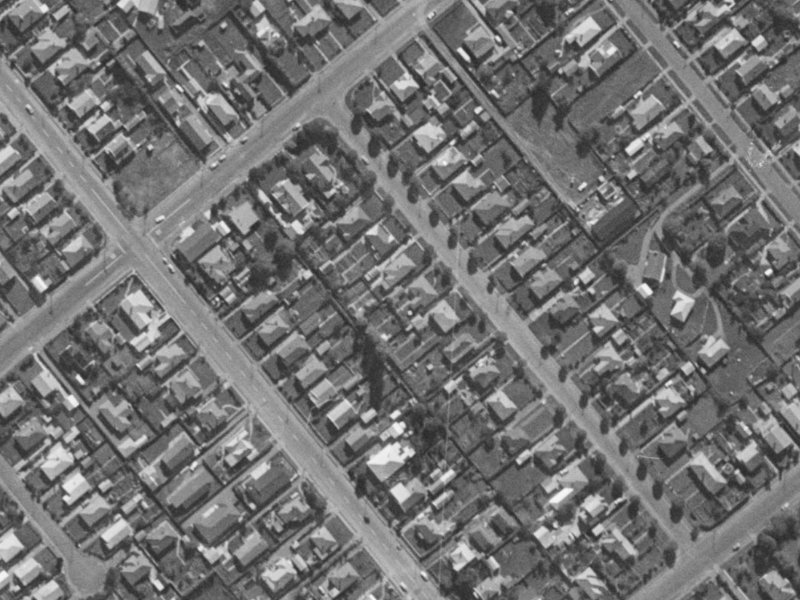 33 Hinemoa Street from the air, 1970-1974