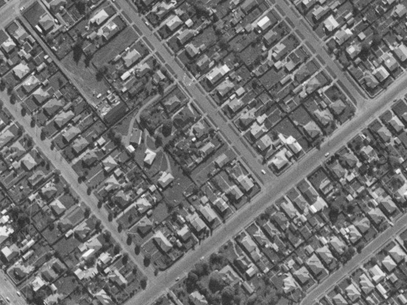 15 Plunket Street from the air, 1970-1974