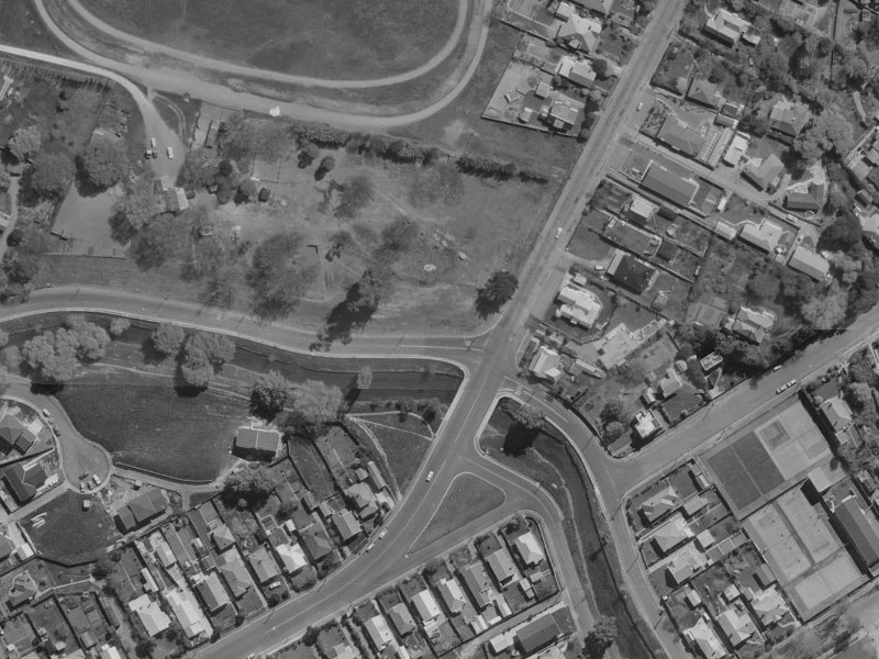 107 Fifield Terrace from the air, 1970-1974