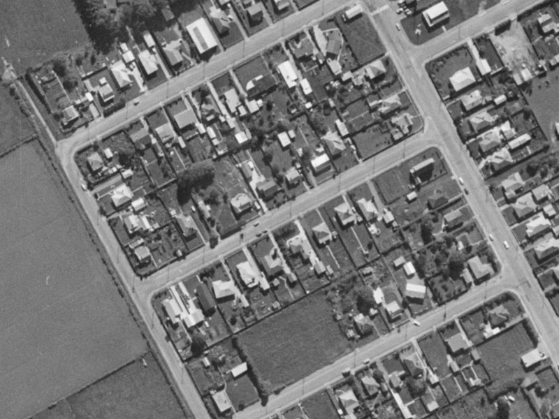 10 Riwai Street from the air, 1970-1974
