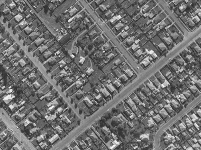 25B Plunket Street from the air, 1970-1974