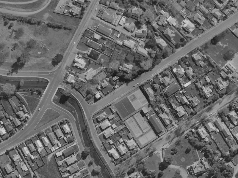 9 Locarno Street from the air, 1970-1974