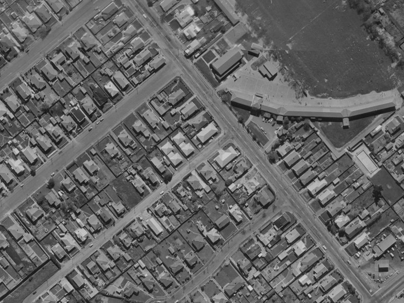 4 Cheviot Street from the air, 1970-1974