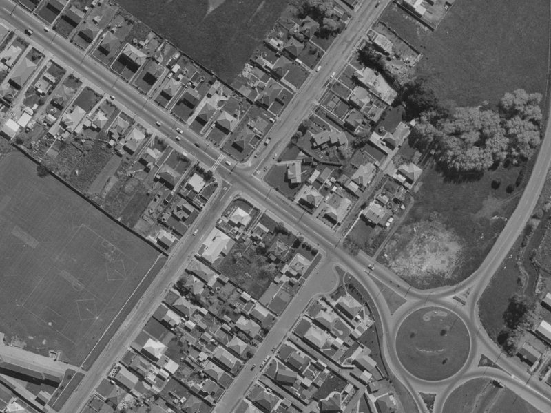 736 Ferry Road from the air, 1970-1974