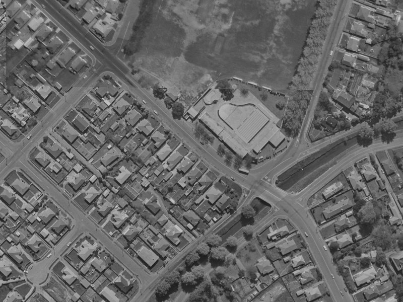 11 Waltham Road from the air, 1970-1974