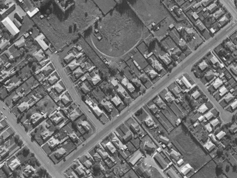 33 Edinburgh Street from the air, 1970-1974