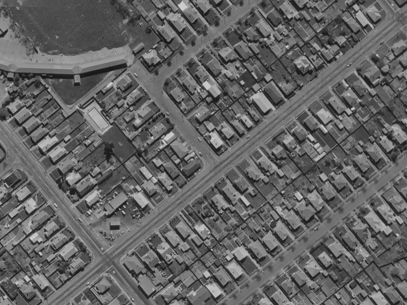 3–21 Dominion Avenue from the air, 1970-1974