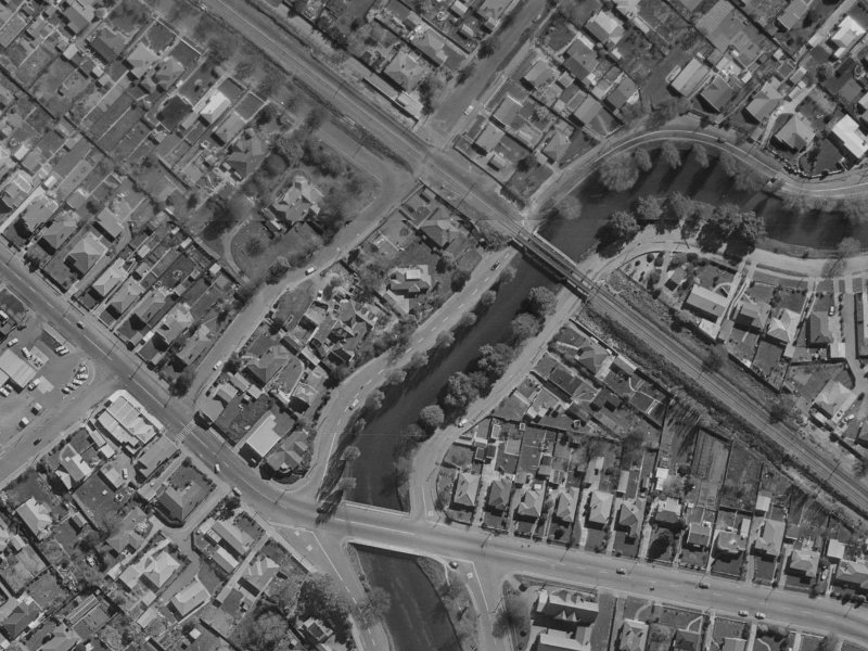 186 Richardson Terrace from the air, 1970-1974