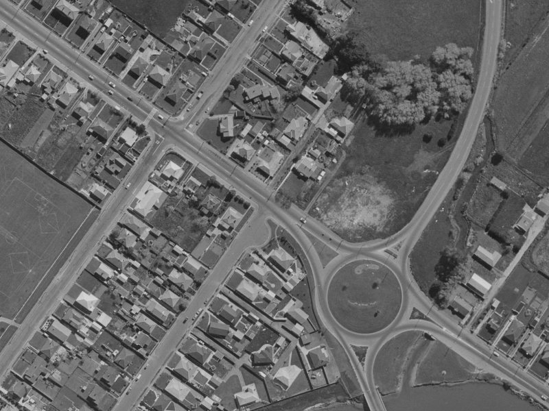829-831 Ferry Road from the air, 1970-1974