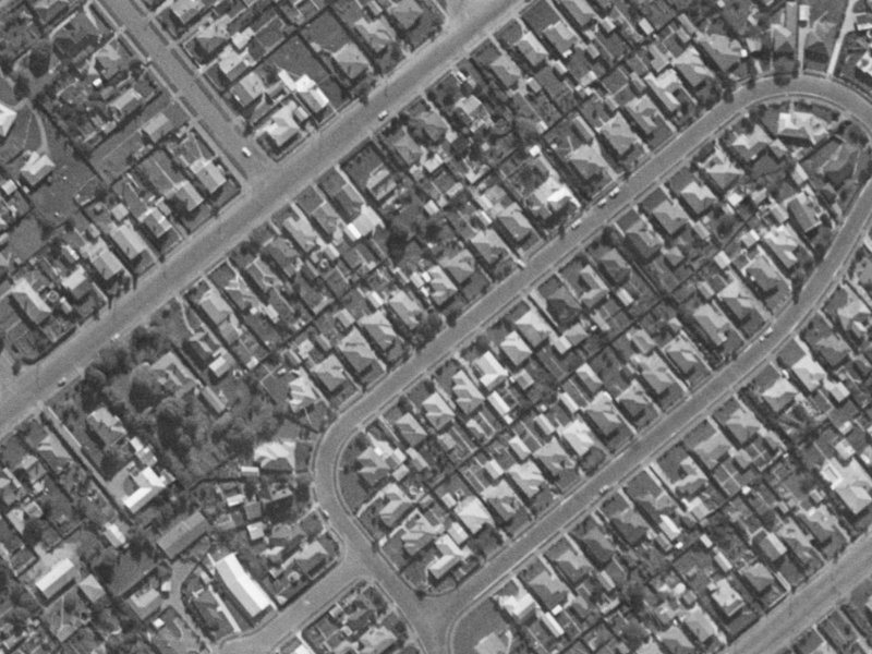 33 Evesham Crescent from the air, 1970-1974