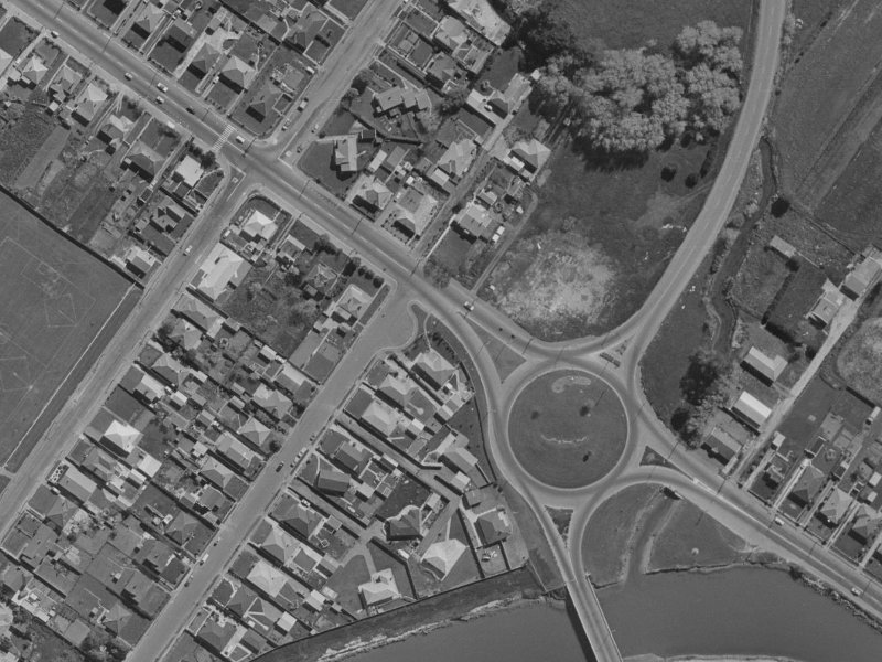 62 Gould Crescent from the air, 1970-1974
