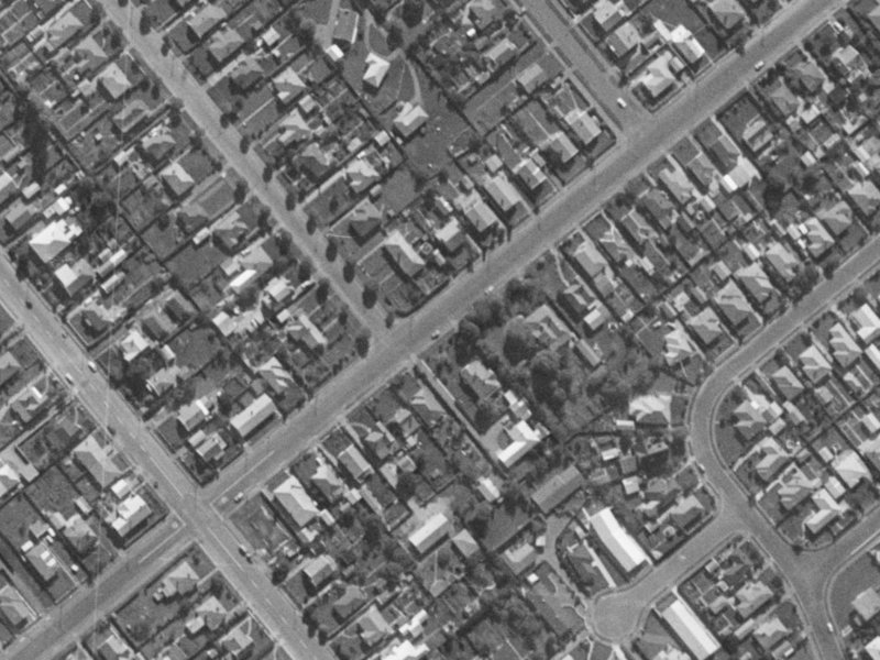 88 Neville Street from the air, 1970-1974