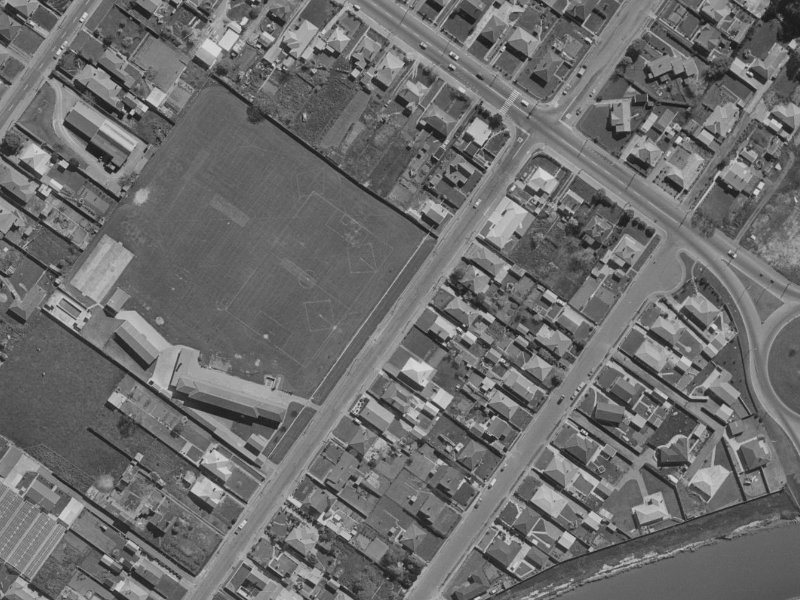 4-6 Gould Crescent from the air, 1970-1974