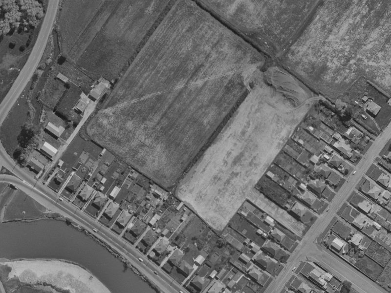 69 Kotuku Crescent from the air, 1970-1974
