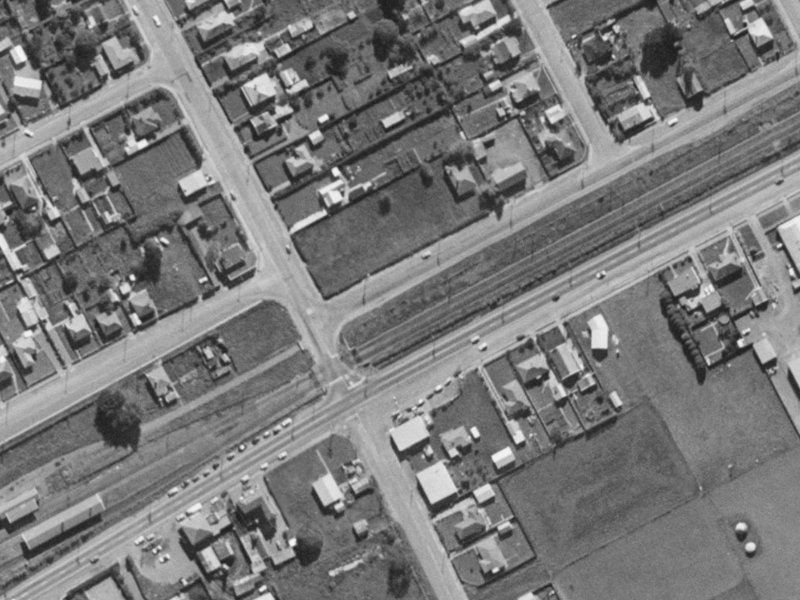 637 Waterloo Road from the air, 1970-1974