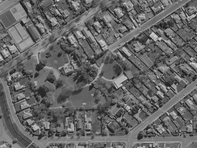 29 Reeves Road from the air, 1970-1974