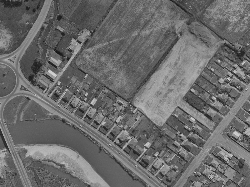 67 Kotuku Crescent from the air, 1970-1974