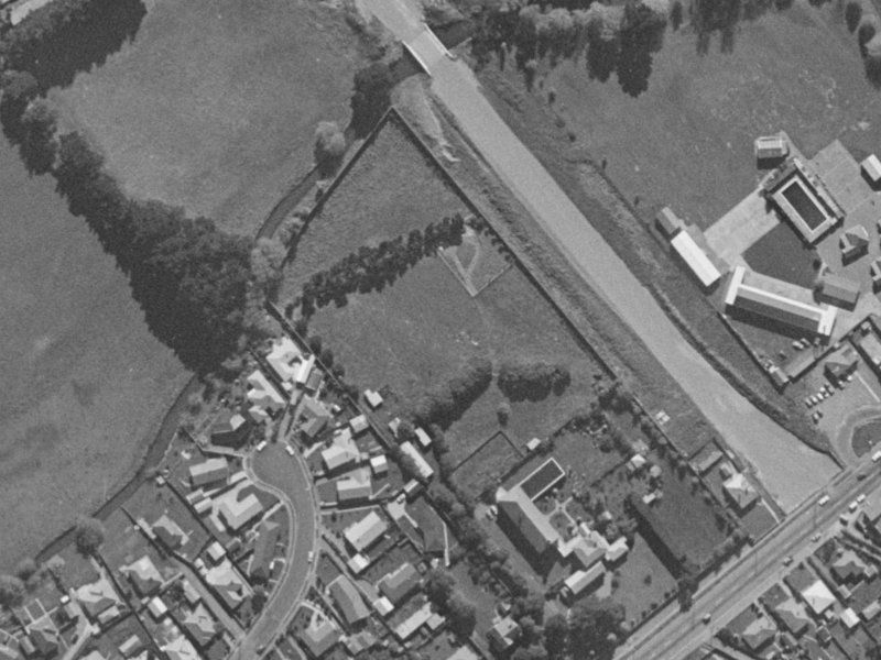 26 Renwick Place from the air, 1970-1974